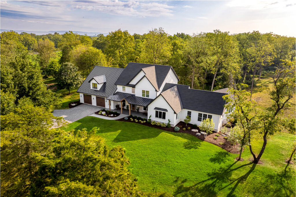 Hoover - ABSeam Roof + Board & Batten