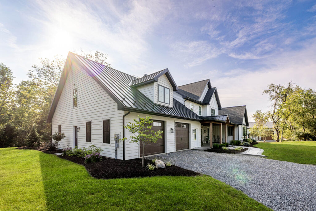 Hoover - ABSeam Roof + Board & Batten